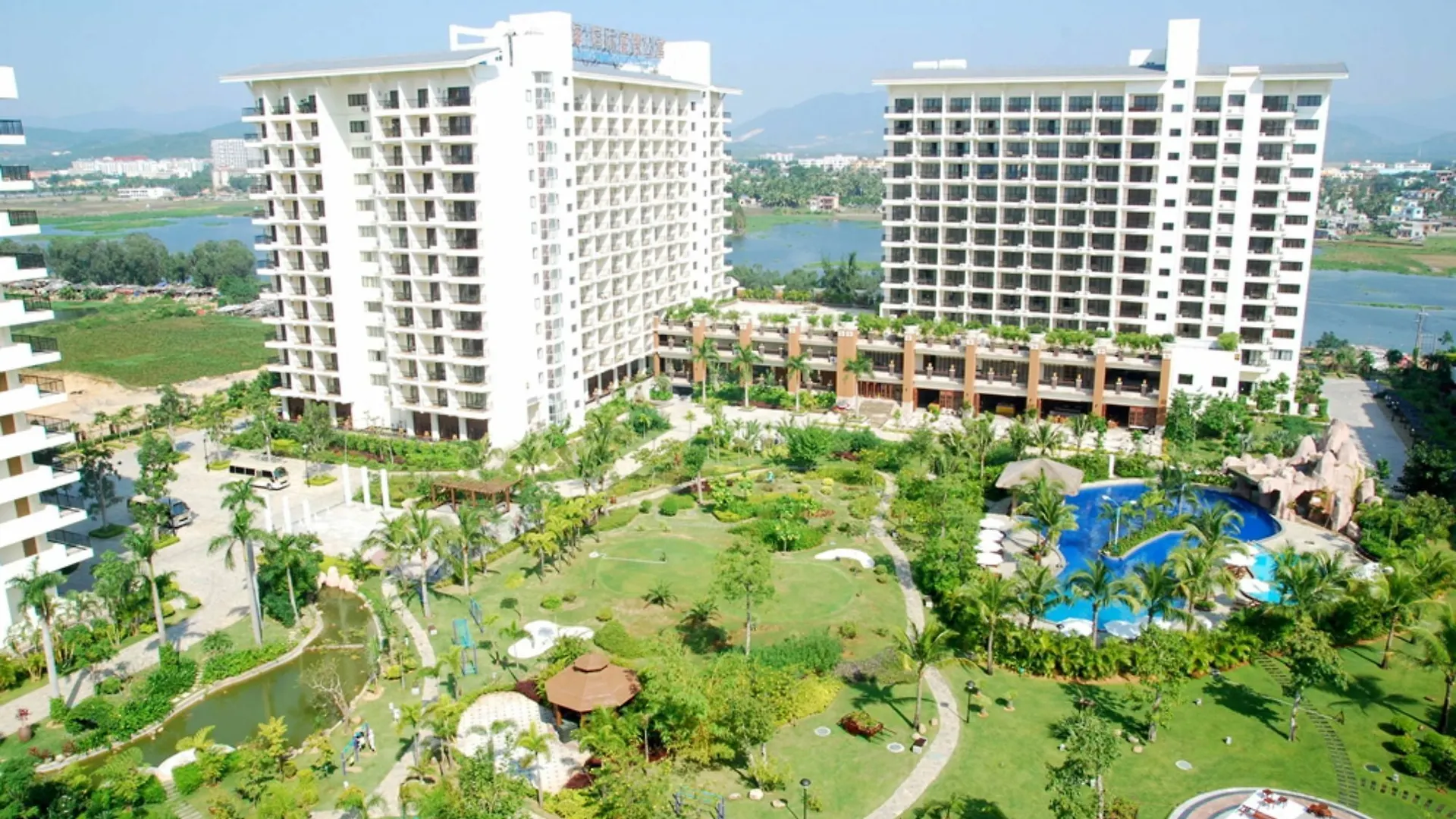 Sanya Yuhai International Resort Hotel